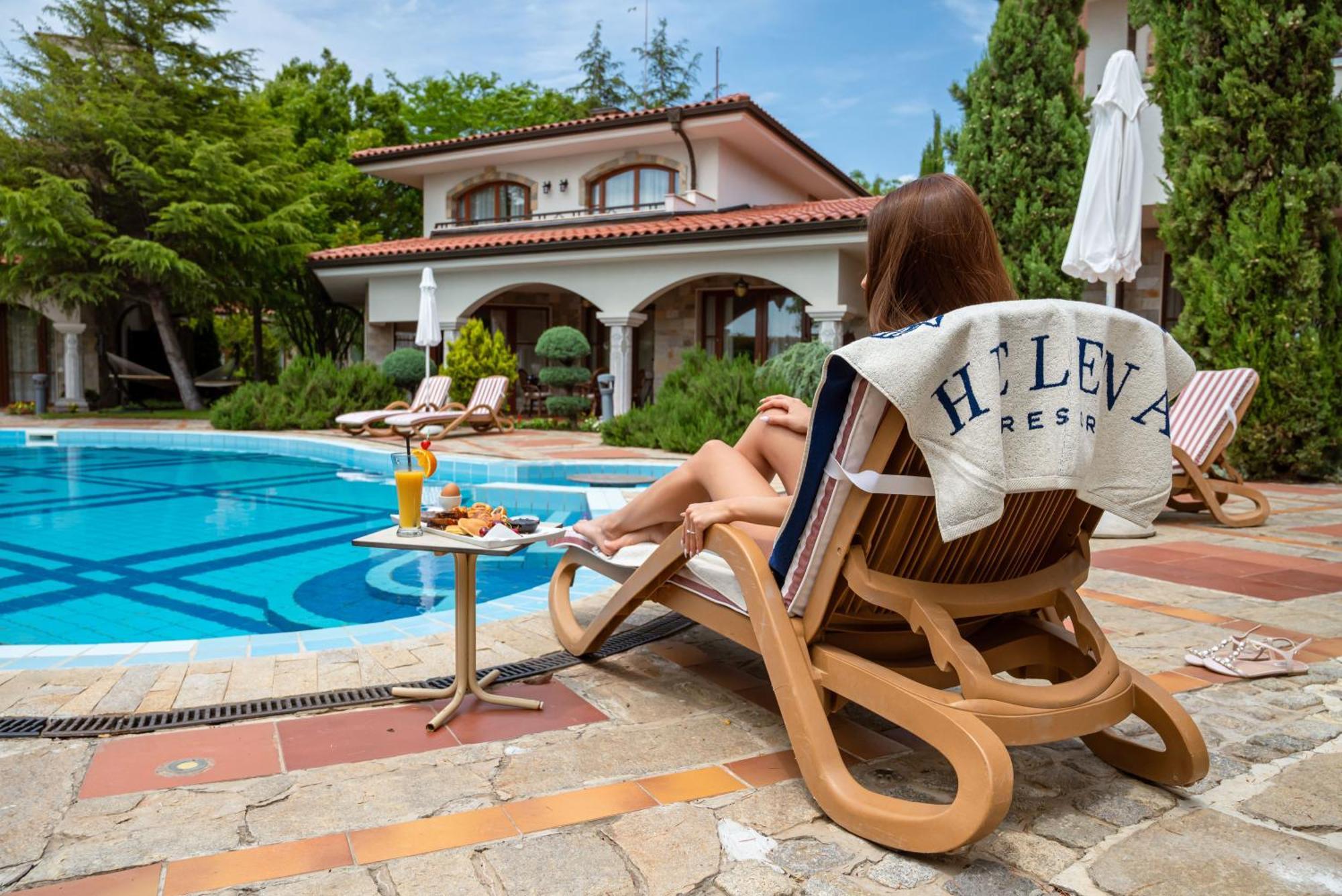 Helena VIP Villas&Suites - Half Board Sunny Beach Exterior foto