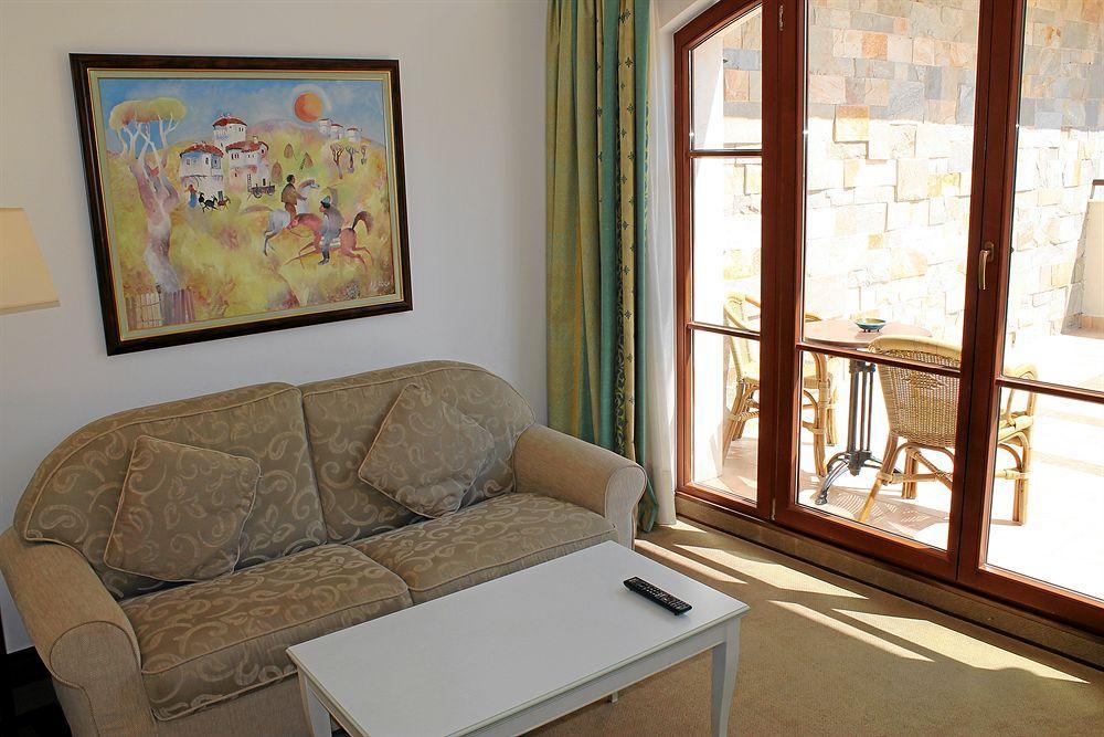 Helena VIP Villas&Suites - Half Board Sunny Beach Exterior foto