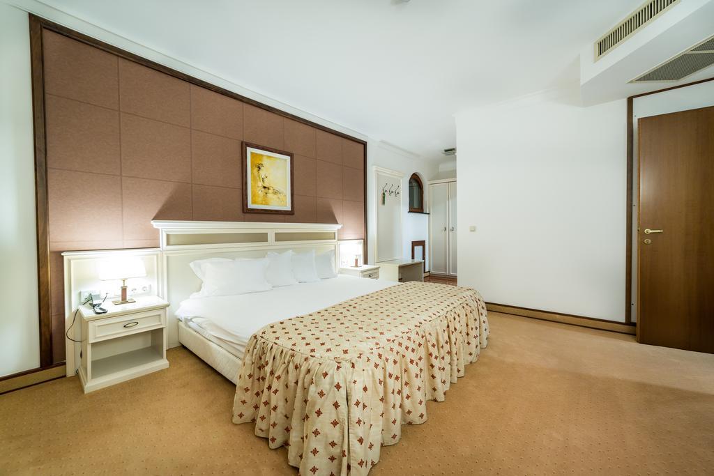 Helena VIP Villas&Suites - Half Board Sunny Beach Exterior foto
