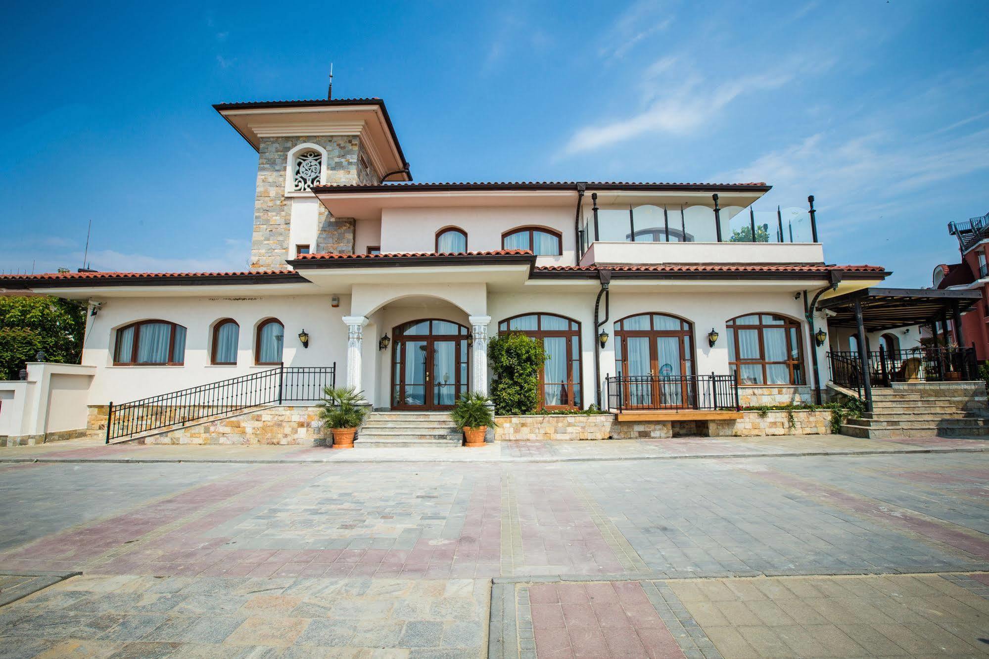 Helena VIP Villas&Suites - Half Board Sunny Beach Exterior foto